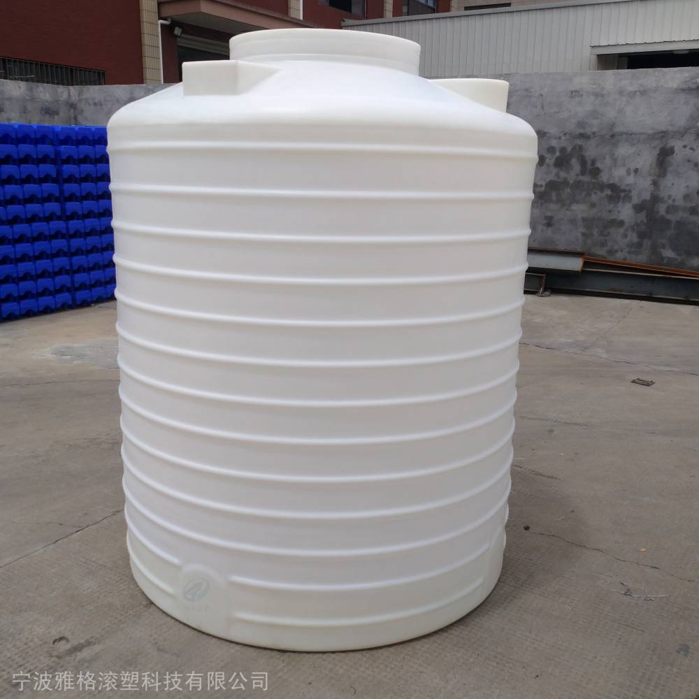 厂家供应5吨PE水箱 户外大白桶在工地用水与储水中的核心价值